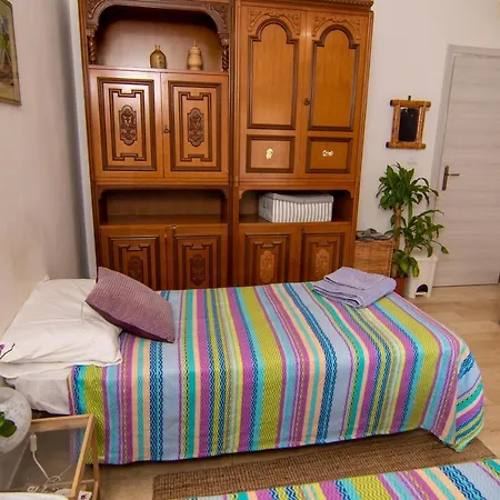 Guest house Lizart Garden